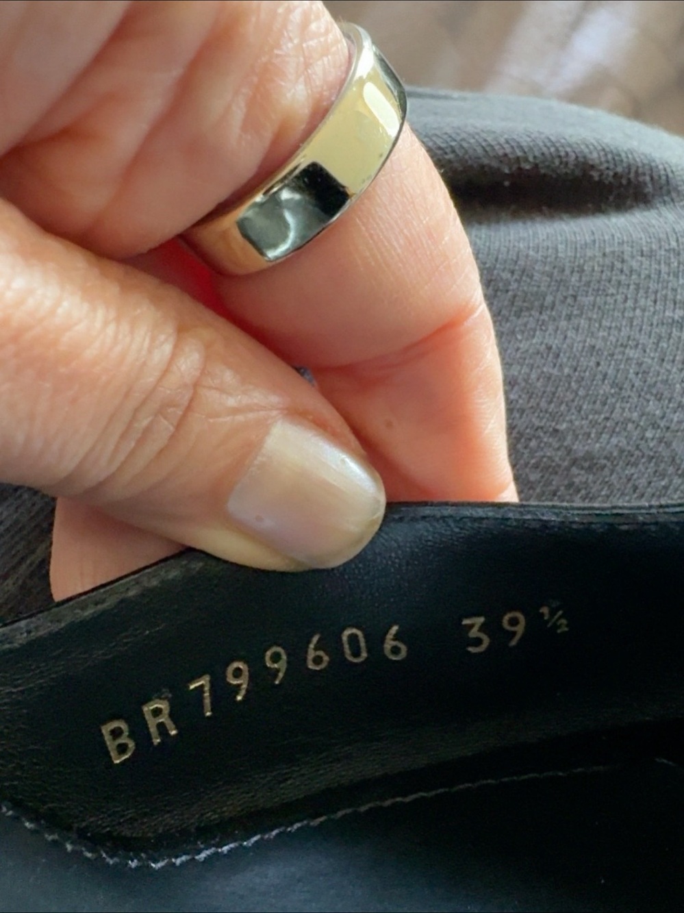 Removing 10/12 | Saint Laurent Babylone Mules in Smooth Leather Black EU 39. - Picture 7 of 7